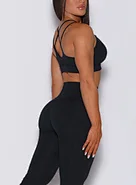 key hole sports bra